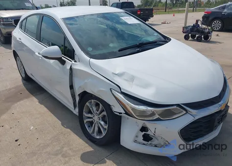 2019 Chevrolet Cruze Ls z USA, uszkodzony, nr VIN 3G1BC6SM8KS570657